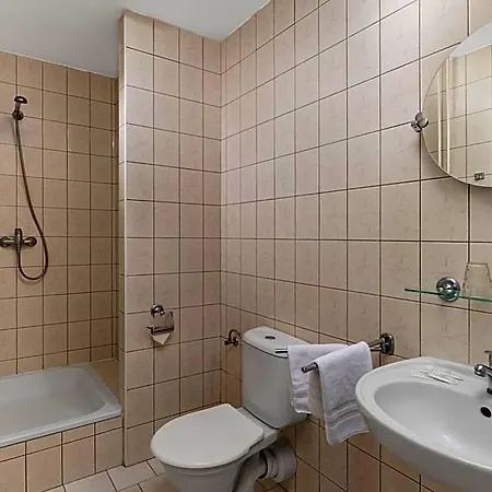Goethe Szálloda 3*