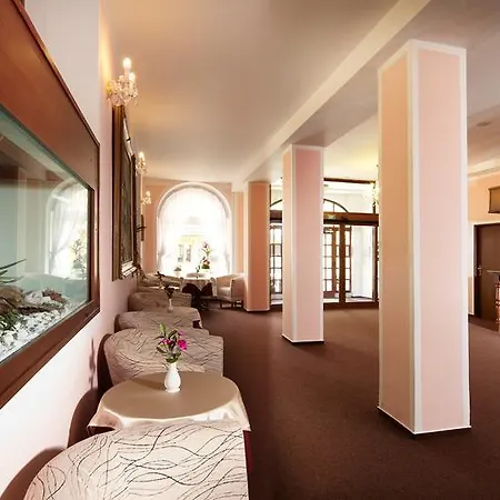 Hotell Goethe 3*